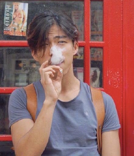 电影人物小犹太_小人物电影_电影人物小传怎么写